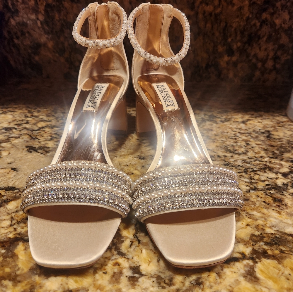 Badgley Mischka Women's Kameryn Heeled Sandal